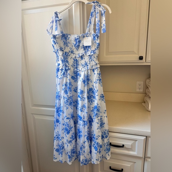 Altar'd State Dresses & Skirts - Altar'd State Blue and White Floral Long Dress